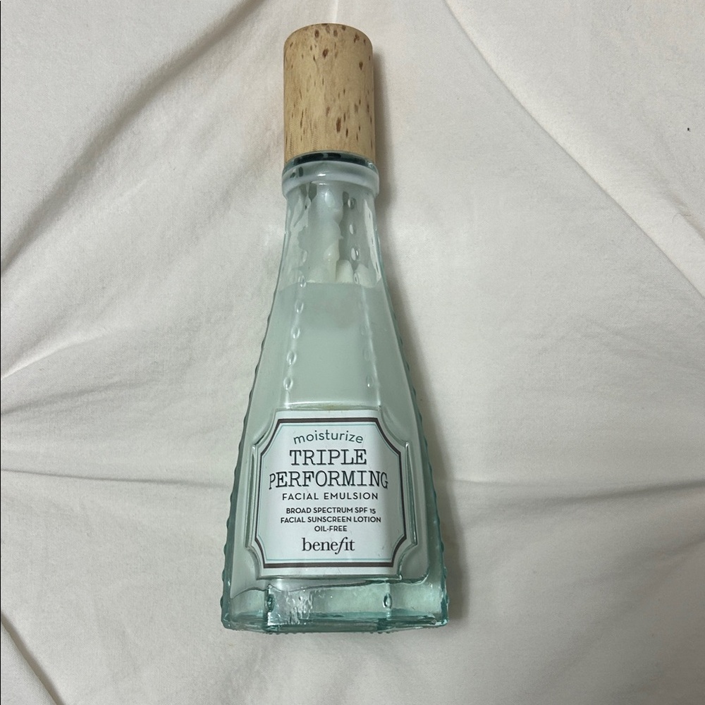 Benefit Moisturize Triple Performing Facial Emulsion